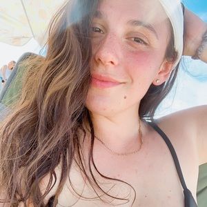 Meet your Posher, Romina